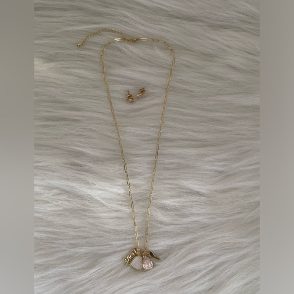 14KT Gold Flash Plated Genuine Mother of Pearl and Cubic Zirconia Necklace - Picture 6 of 9